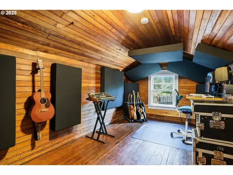 11110 SE Cherry Blossom Drive Portland OR 97216
