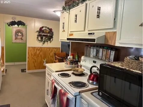 8738 Buckhorn Road Roseburg OR 97470