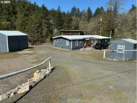 8738 Buckhorn Road Roseburg OR 97470