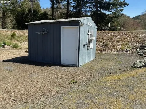 8738 Buckhorn Road Roseburg OR 97470