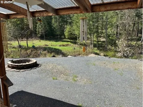 8738 Buckhorn Road Roseburg OR 97470