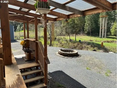 8738 Buckhorn Road Roseburg OR 97470