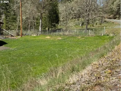 8738 Buckhorn Road Roseburg OR 97470