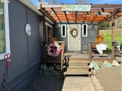 8738 Buckhorn Road Roseburg OR 97470