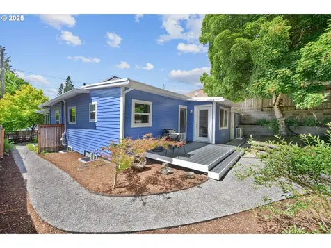 3012 SE 51st Avenue Portland OR 97206