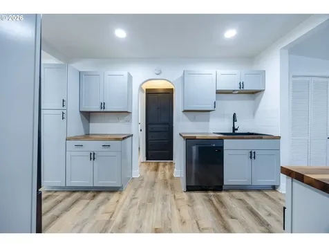 1362 W 11th Avenue Eugene OR 97402