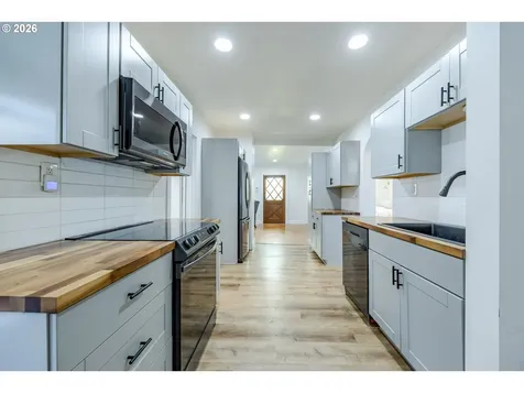 1362 W 11th Avenue Eugene OR 97402