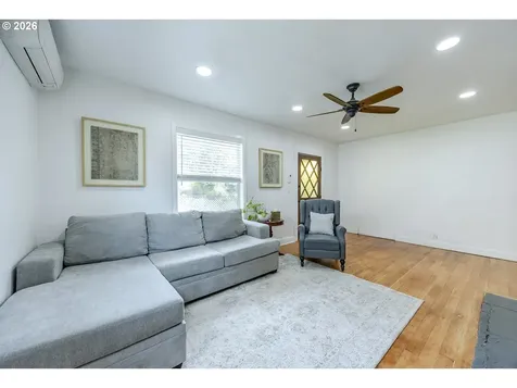 1362 W 11th Avenue Eugene OR 97402