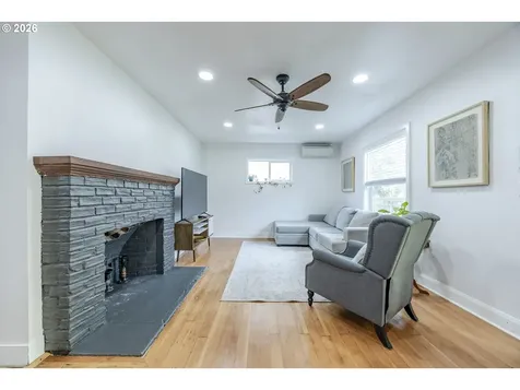 1362 W 11th Avenue Eugene OR 97402