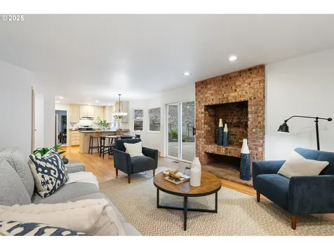 10864 SW Creightonwood Place Portland OR 97219