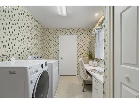 10864 SW Creightonwood Place Portland OR 97219
