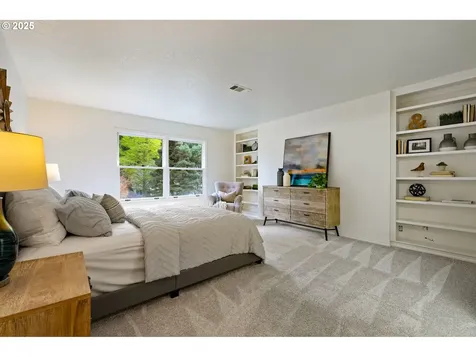 10864 SW Creightonwood Place Portland OR 97219