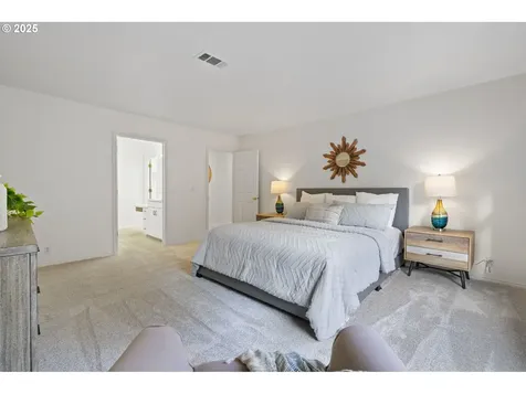 10864 SW Creightonwood Place Portland OR 97219