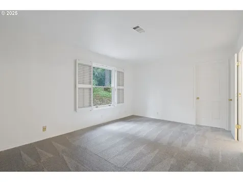 10864 SW Creightonwood Place Portland OR 97219