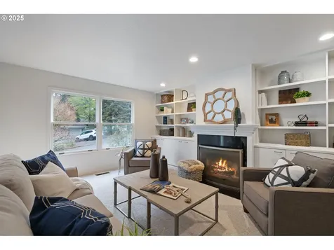10864 SW Creightonwood Place Portland OR 97219