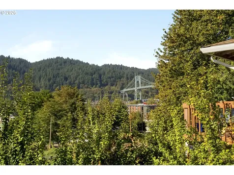 8318 N Edison Street Portland OR 97203