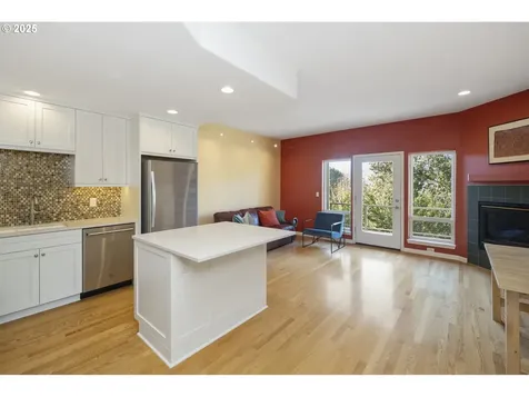 8318 N Edison Street Portland OR 97203