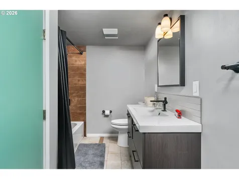 12420 SW Douglas Street Portland OR 97225