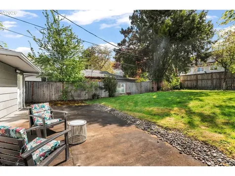 12420 SW Douglas Street Portland OR 97225