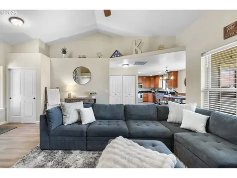 680 Andrian Drive Molalla OR 97038
