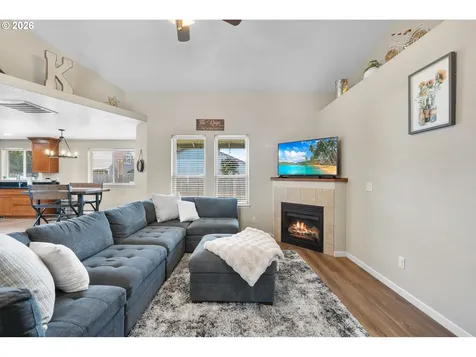680 Andrian Drive Molalla OR 97038