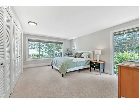 3532 Augusta National Drive Salem OR 97302