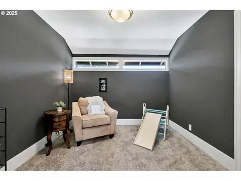 3532 Augusta National Drive Salem OR 97302