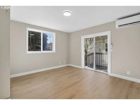 5609 NE 32nd Avenue Portland OR 97211