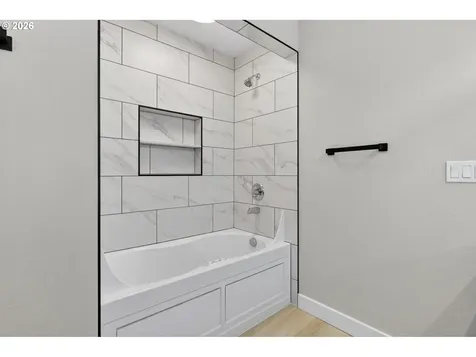5609 NE 32nd Avenue Portland OR 97211