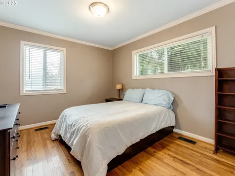 9577 SE Tenino Court Portland OR 97266