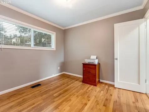 9577 SE Tenino Court Portland OR 97266