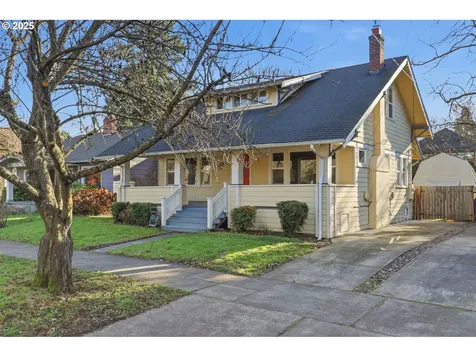 3424 NE Hancock Street Portland OR 97212