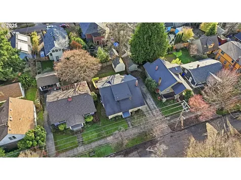 3424 NE Hancock Street Portland OR 97212