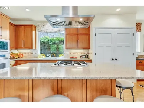 1453 Piper Lane Eugene OR 97401
