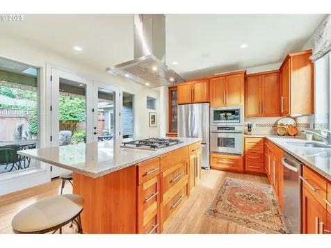 1453 Piper Lane Eugene OR 97401