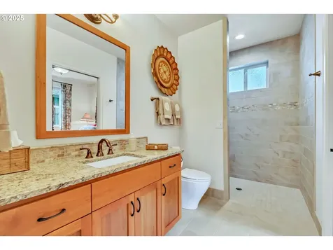 1453 Piper Lane Eugene OR 97401