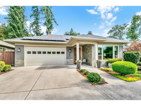1453 Piper Lane Eugene OR 97401