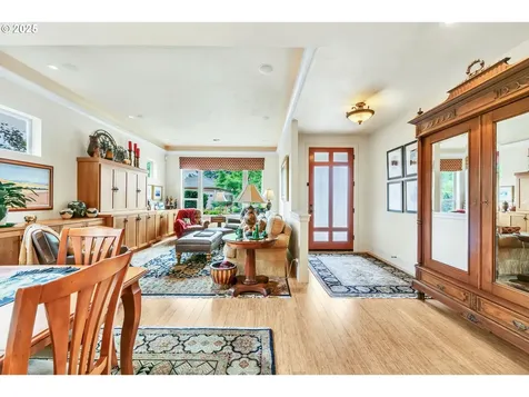 1453 Piper Lane Eugene OR 97401