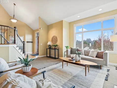 90 SW 68th Avenue Portland OR 97225