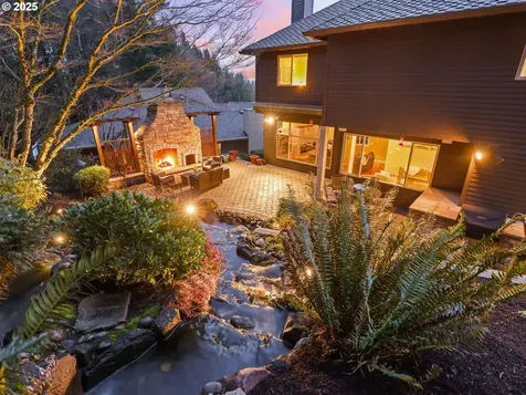 90 SW 68th Avenue Portland OR 97225