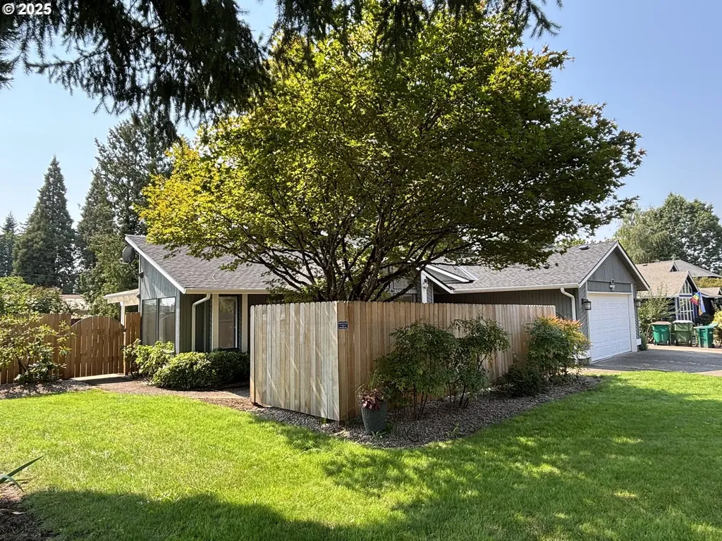 614 E Mountainview Drive Newberg OR 97132