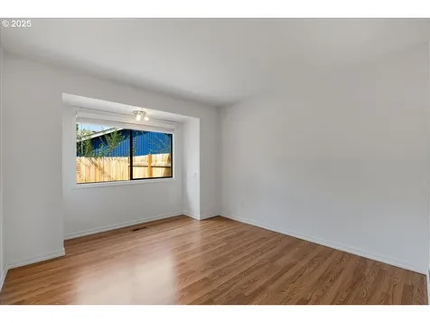 614 E Mountainview Drive Newberg OR 97132