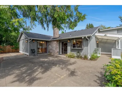 614 E Mountainview Drive Newberg OR 97132