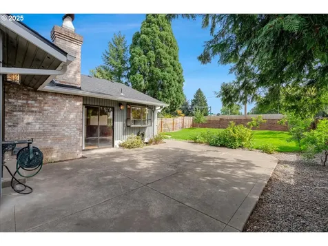 614 E Mountainview Drive Newberg OR 97132