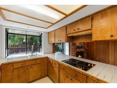 614 E Mountainview Drive Newberg OR 97132