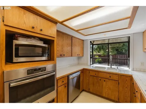 614 E Mountainview Drive Newberg OR 97132