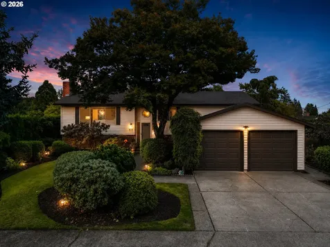 470 NW Bella Vista Drive Gresham OR 97030