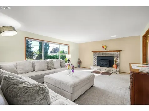 470 NW Bella Vista Drive Gresham OR 97030