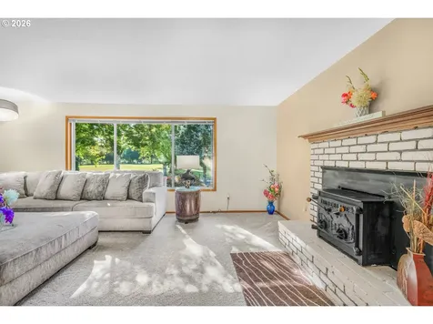 470 NW Bella Vista Drive Gresham OR 97030