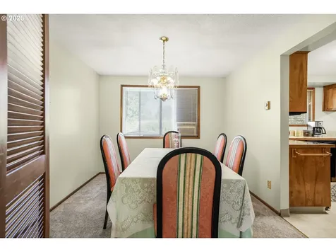 470 NW Bella Vista Drive Gresham OR 97030
